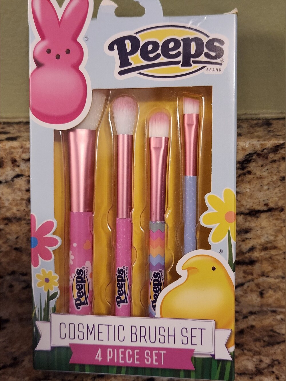 PEEPS COSMETIC BRUSH SET